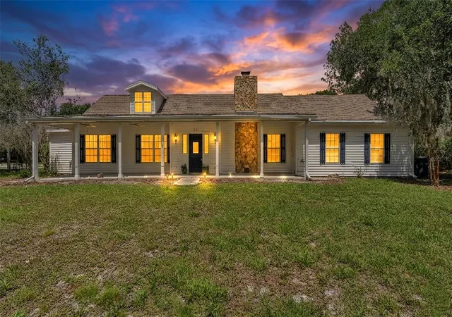 1st image of 29 Lake Arrowhead Dr, Winter Haven, FL 33880 | MLS# L4962795