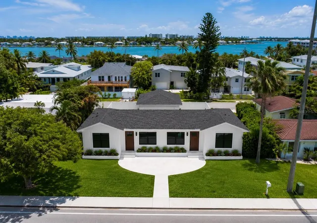 Photo 2 of Single family home for sale at 3219 E Debazan Ave, Saint Petersburg, FL 33706 | MLS# TB8519764 | Listing updated on 2026-08-31