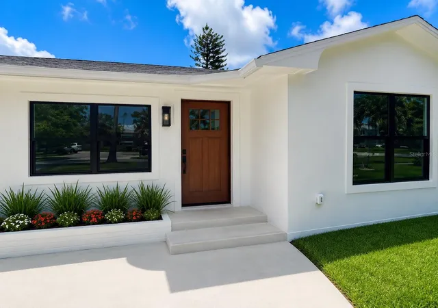 Photo 3 of Single family home for sale at 3219 E Debazan Ave, Saint Petersburg, FL 33706 | MLS# TB8519764 | Listing updated on 2026-08-31