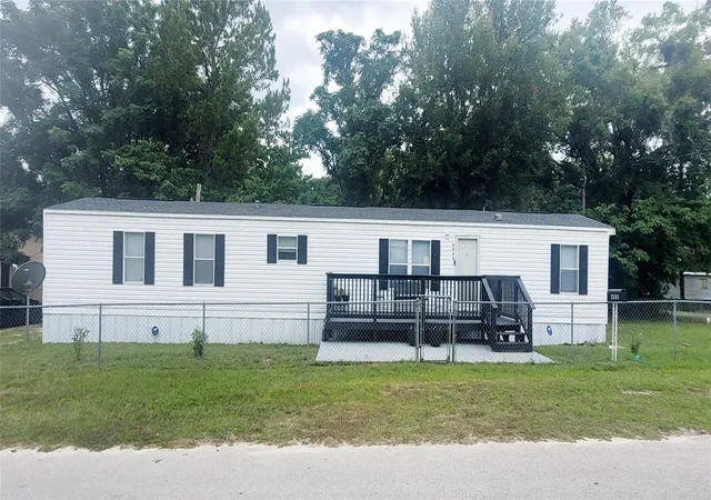 Homes for sale in Williston, FL | 4030 Ne 212th Ter, Williston, FL 32696 | MLS# L4962796
