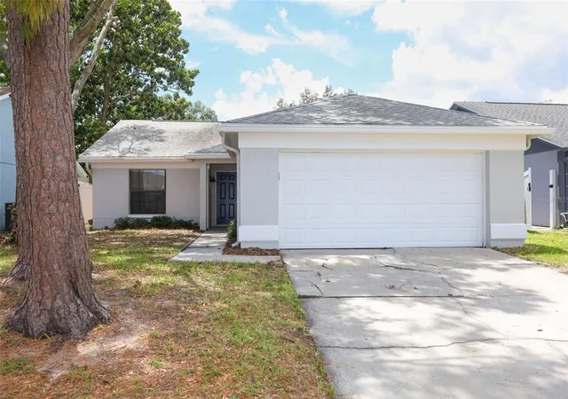 Homes for sale in Oviedo, FL | 1047 Abell Circle, Oviedo, FL 32765 | MLS# O6417283