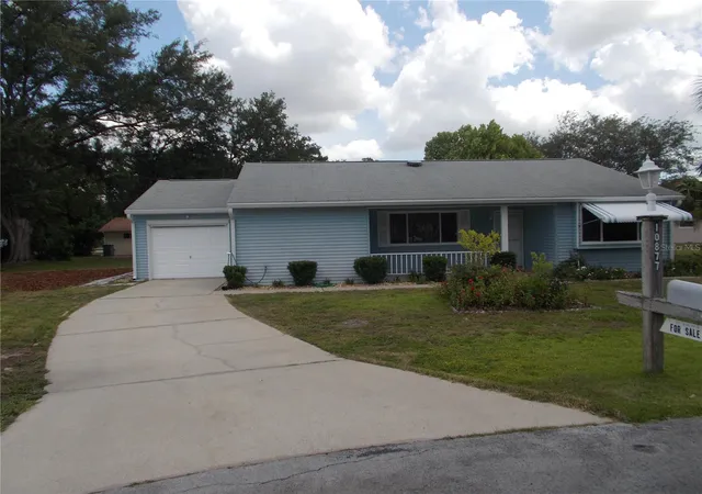 Photo 1 of Single family home for sale at 10877 Sw 88th Court, Ocala, FL 34481 | MLS# OM726734 | Listing updated on 2026-09-20