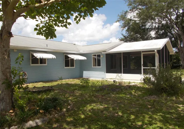 Photo 3 of Single family home for sale at 10877 SW 88th Court, Ocala, FL 34481 | MLS# OM726734 | Listing updated on 2026-09-20
