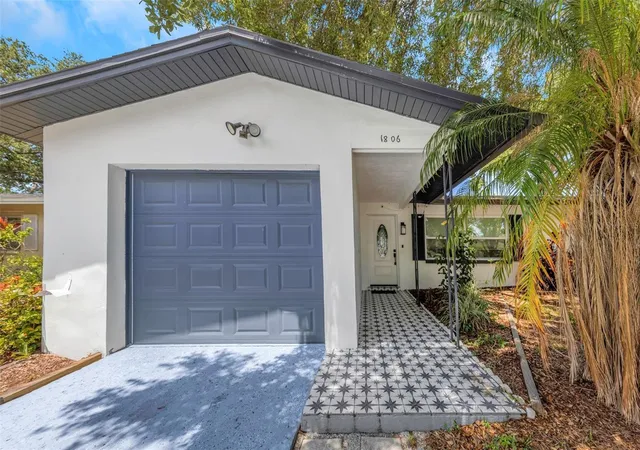 2nd image of 1806 Vancouver Dr, Clearwater, FL 33756 | MLS# TB8519780