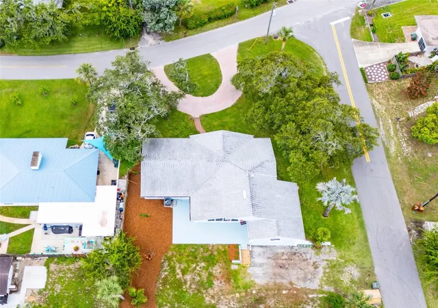Homes for sale in Daytona Beach, FL | 1460 N Peninsula Dr, Daytona Beach, FL 32118 | MLS# FC319309