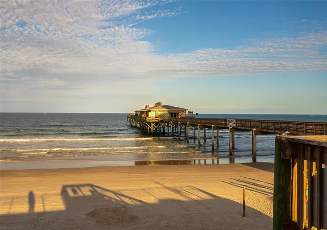 43rd image of 1460 N Peninsula Dr, Daytona Beach, FL 32118 | MLS# FC319309
