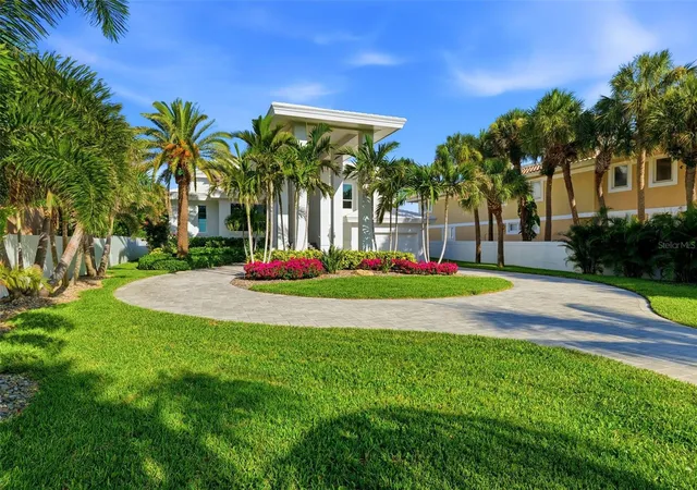 5th image of 1480 Gulf Blvd, Belleair Beach, FL 33786 | MLS# TB8519784