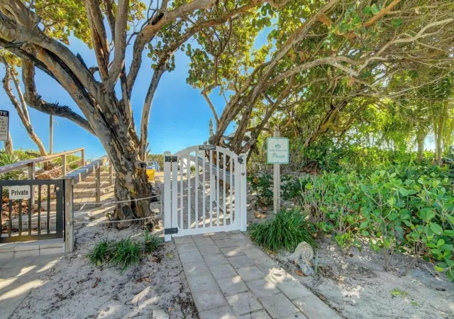 3rd image of 5540 N Ocean Blvd #206, Ocean Ridge, FL 33435 | MLS# FC319311