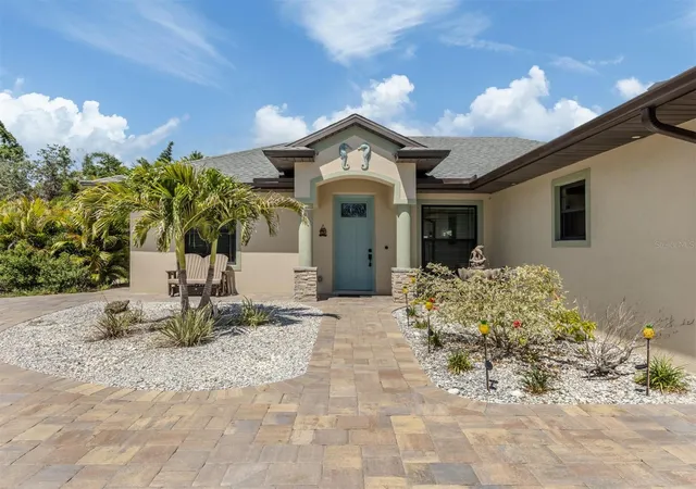 Homes for sale in Englewood, FL | 2565 Lemon Ave, Englewood, FL 34223 | MLS# N6144729