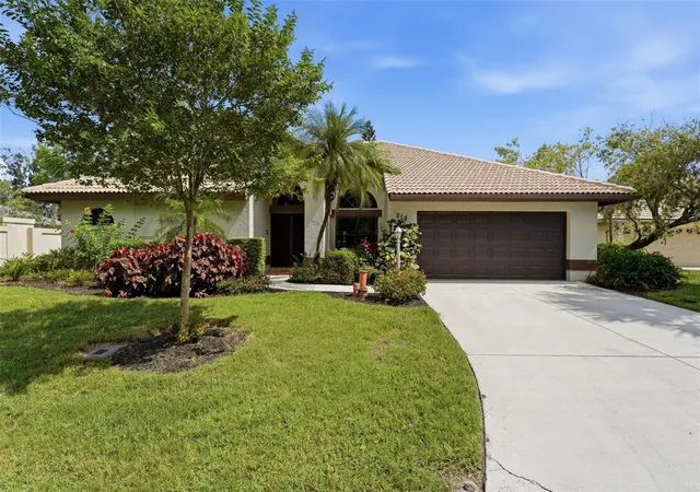 2nd image of 215 Carriage House Ln #215, Nokomis, FL 34275 | MLS# A4697212