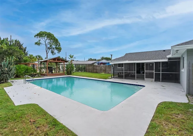 Photo 2 of Single family home for sale at 7525 Lodge Pole Trl, Winter Park, FL 32792 | MLS# O6417303 | Listing updated on 2026-10-04