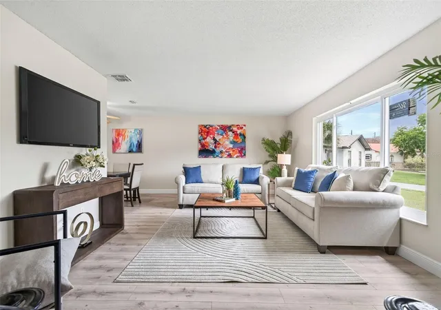 3rd image of 7525 Lodge Pole Trl, Winter Park, FL 32792 | MLS# O6417303
