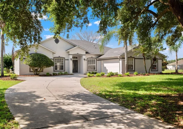 Photo 2 of Sale Pending at 5809 Guenevere Ct, Saint Cloud, FL 34772 | MLS# O6417312 | Listing updated on 2026-08-26
