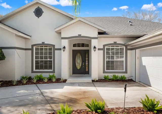 Photo 3 of Sale Pending at 5809 Guenevere Ct, Saint Cloud, FL 34772 | MLS# O6417312 | Listing updated on 2026-08-26