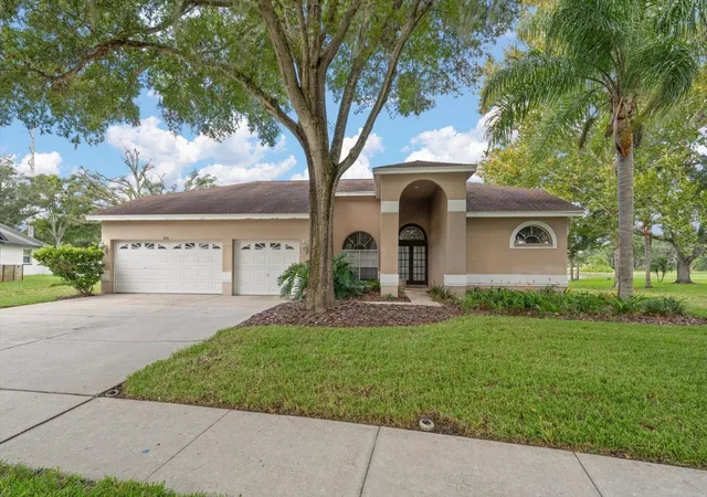 Single family home for sale at 684 Samantha Dr, PALM HARBOR, FL 34683 | MLS# TB8519806