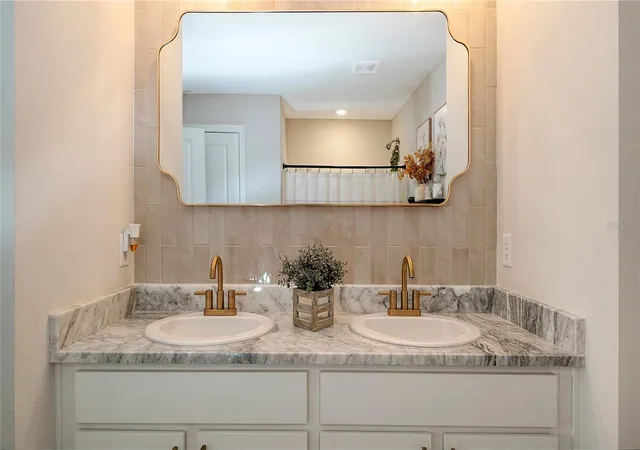 Photo 2 of Single family home for sale at 10016 Big Marsh Ter, Parrish, FL 34219 | MLS# A4697216 | Listing updated on 2026-10-04