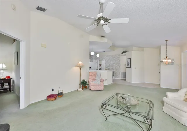 5th image of 2429 New Haven Cir, Sun City Center, FL 33573 | MLS# TB8519809