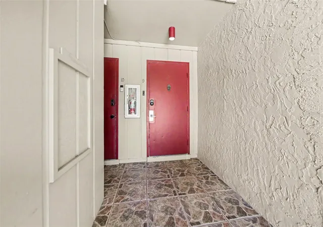 Homes for sale in Winter Springs, FL | 429 Sheoah Blvd #9, Winter Springs, FL 32708 | MLS# TB8519810