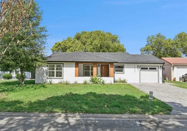 2nd image of 10633 Watertown Ct, Orlando, FL 32821 | MLS# O6417324