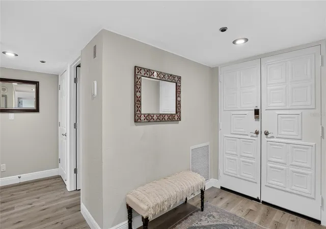 3rd image of 1480 Gulf Blvd #601, Clearwater Beach, FL 33767 | MLS# TB8519822