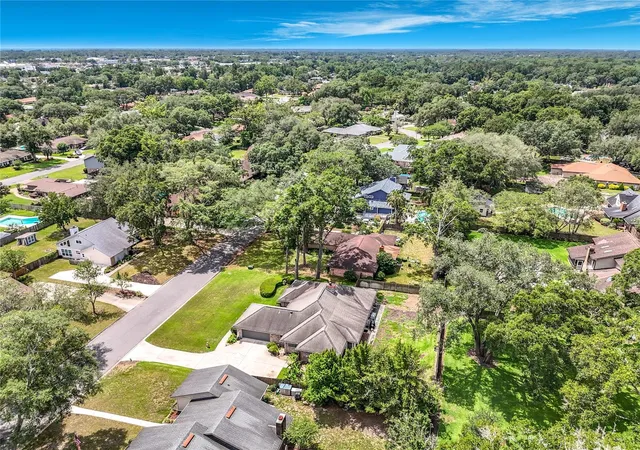 Photo 3 of Sale Pending at 290 Gleneagles Dr, Orange Park, FL 32073 | MLS# TB8519825 | Listing updated on 2026-09-02