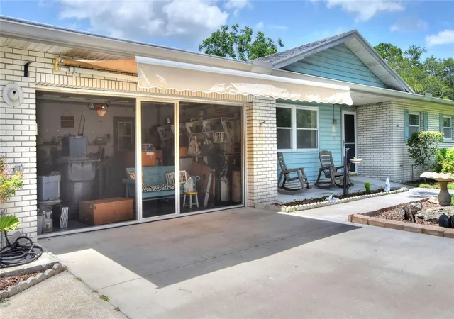 Photo 4 of Single family home for sale at 6739 Farris Dr, Lakeland, FL 33811 | MLS# L4962807 | Listing updated on 2026-09-25