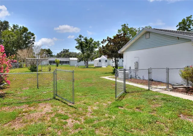 Homes for sale in Lakeland, FL | 6739 Farris Dr, Lakeland, FL 33811 | MLS# L4962807