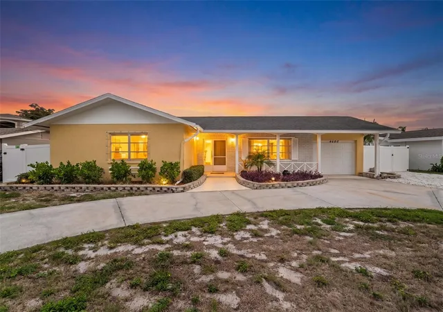 2nd image of 4608 Arlington Rd, Palmetto, FL 34221 | MLS# A4697222