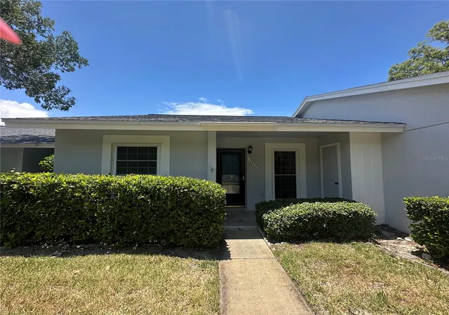 Photo 3 of Condo for sale at 12423 Dearborn Dr #E, Hudson, FL 34667 | MLS# W7886781 | Listing updated on 2026-09-17