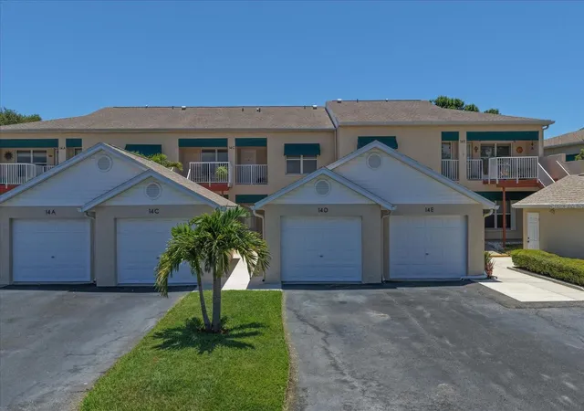 Photo 3 of Condo for sale at 6330 99th Way N #14D, Saint Petersburg, FL 33708 | MLS# TB8519852 | Listing updated on 2026-08-24