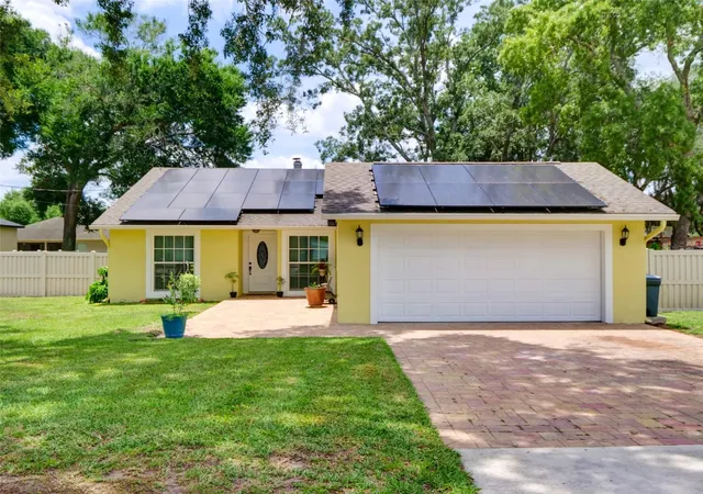 2nd image of 440 E Citrus St, Altamonte Springs, FL 32701 | MLS# O6417363