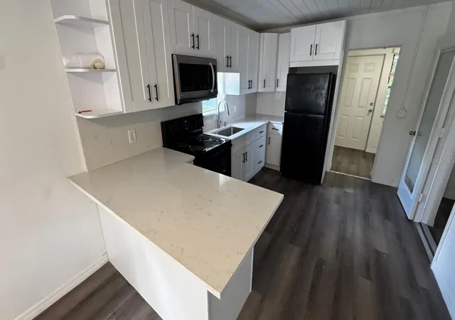 3rd image of 345 Avenue P Ne, Winter Haven, FL 33881 | MLS# S5152009
