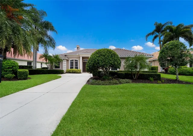 Homes for sale in Lakewood Ranch, FL | 7058 Twin Hills Ter, Lakewood Ranch, FL 34202 | MLS# A4697228