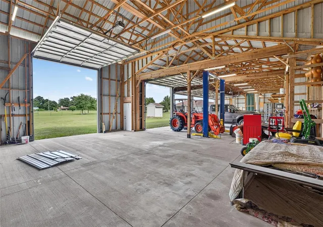 5th image of 2440 Cr 546, Bushnell, FL 33513 | MLS# TB8519856
