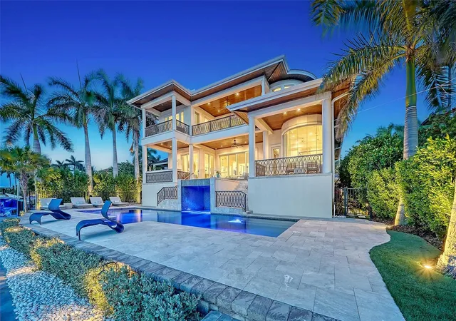Photo 4 of Single family home for sale at 1435 Westway Dr, Sarasota, FL 34236 | MLS# A4697230 | Listing updated on 2026-09-02