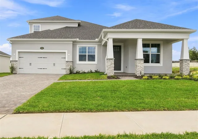 Photo 2 of Single family home for sale at 3206 Wolf Lake Ave, Apopka, FL 32712 | MLS# O6417372 | Listing updated on 2026-09-26
