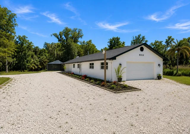 Photo 2 of Single family home for sale at 8315 Revels Rd, Riverview, FL 33569 | MLS# A4697231 | Listing updated on 2026-09-08