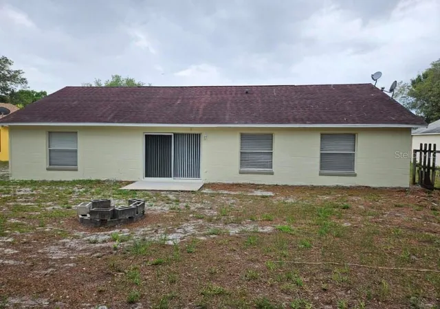 Photo 3 of Single family home for sale at 9687 Lingwood Trl, Orlando, FL 32817 | MLS# TB8519874 | Listing updated on 2026-10-26