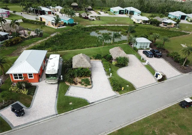 65th image of 3254 Red Tail Hawk Dr, Polk City, FL 33868 | MLS# TB8519881