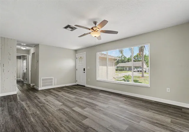 3rd image of 6822 Lassen Ave, New Port Richey, FL 34655 | MLS# O6417384