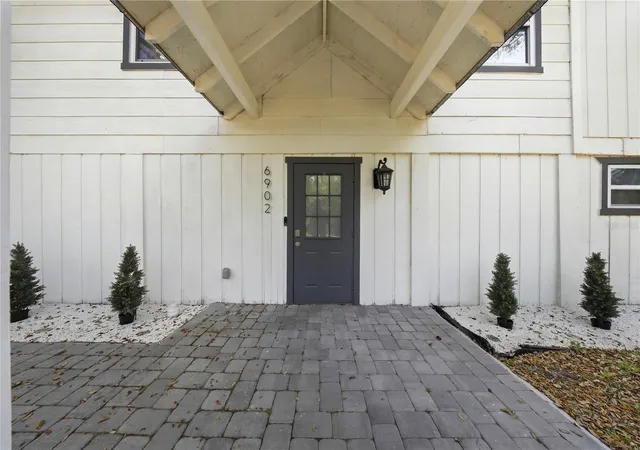 3rd image of 6902 E 29Th Ave, Tampa, FL 33619 | MLS# TB8519884