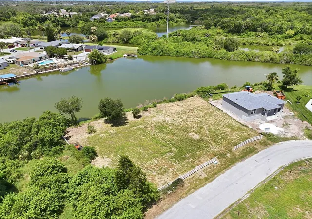 Homes for sale in Holiday, FL | 1503 Jackson Dr, Holiday, FL 34691 | MLS# TB8519898