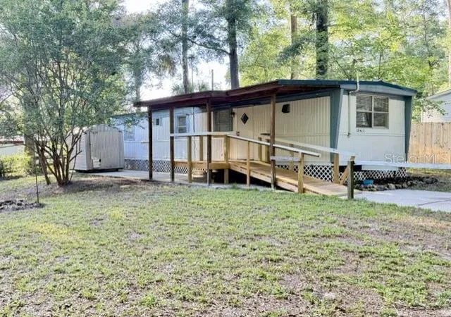 28th image of 18400 Nw 233rd Ter, High Springs, FL 32643 | MLS# GC541255