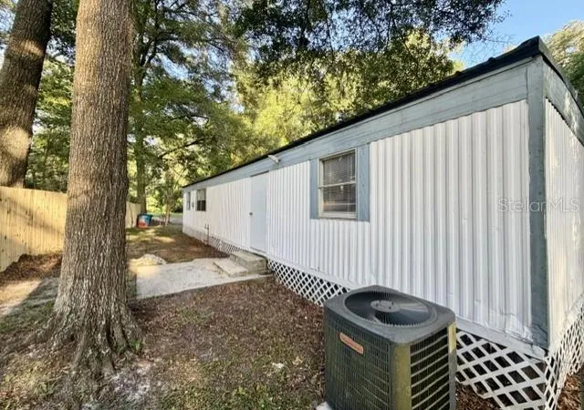 4th image of 18400 Nw 233Rd Ter, High Springs, FL 32643 | MLS# GC541255
