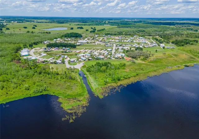 35th image of 3258 Red Tail Hawk Dr, Polk City, FL 33868 | MLS# TB8519901