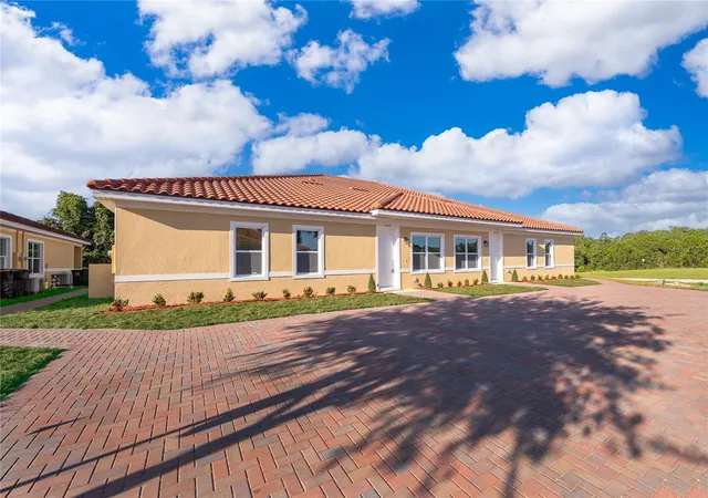Photo 2 of House for sale at 1655 Cumin Dr, Kissimmee, FL 34759 | MLS# S5152014 | Listing updated on 2026-08-31