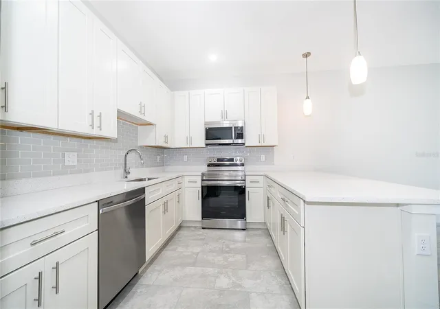 Photo 4 of House for sale at 1655 Cumin Dr, Kissimmee, FL 34759 | MLS# S5152014 | Listing updated on 2026-08-31
