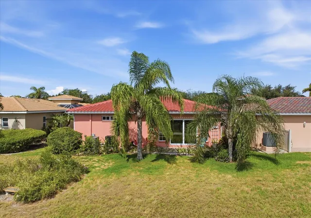 3rd image of 210 Rio Terra, Venice, FL 34285 | MLS# N6144732