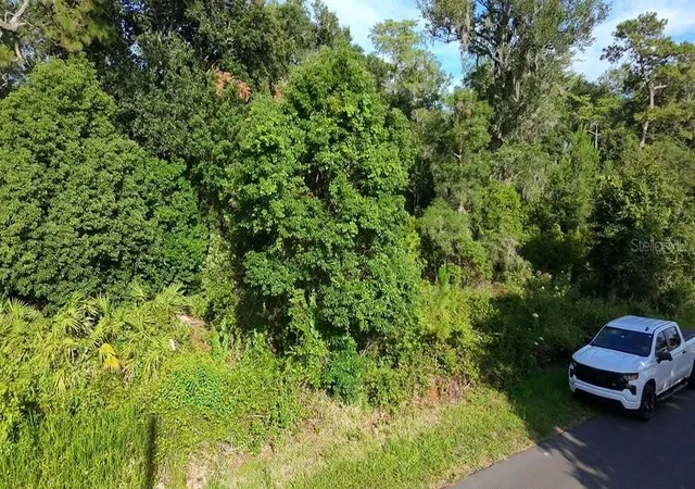 5th image of 2057 8Th Ave, Deland, FL 32724 | MLS# O6417419