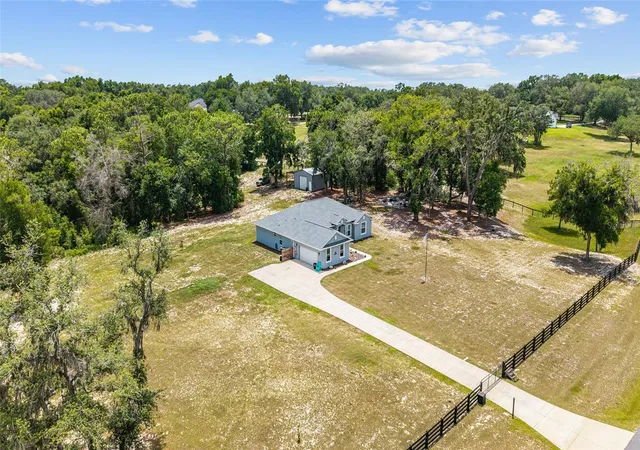 3rd image of 10254 Se 118Th Ln, Belleview, FL 34420 | MLS# G5113903